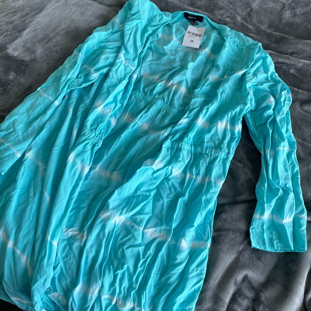 Blue pool wrap